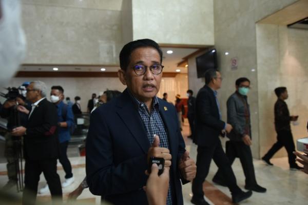 Legislator Minta Pemerintah Kembali ke Kesepakatan Awal Bangun Kereta Cepat Tak Pakai APBN