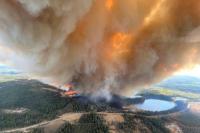 Kebakaran dan Banjir Terjadi Bersamaan di Kanada Barat, 13 Ribu Orang Dievakuasi