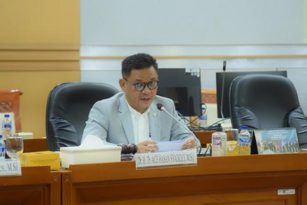 Agar Jamaah Lebih Fokus, Ace Dorong Peningkatan Pelayanan Haji