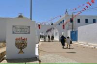 Serangan Penjaga Dekat Sinagoga Tunisia Tewaskan Empat Orang