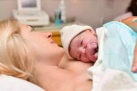 15 Mei Hari Kesadaran Kangaroo Care Internasional, Kehangatan Ibu Selamatkan Bayi Prematur