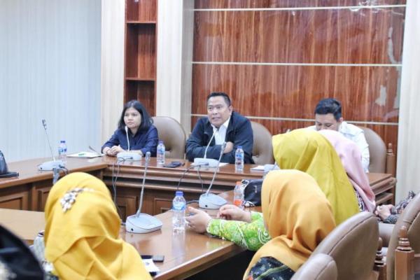 Indro Gutomo: Guru Berperan Penting Siapkan Indonesia Emas 2045