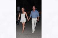 Jeff Bezos Melamar Lauren Sanchez di Superyacht Mewah Seharga Rp7,4 Triliun