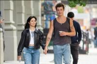 Rumor Balikan Lagi, Camila Cabello dan Shawn Mendes Bergandengan Tangan di New York