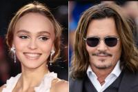 Lily-Rose Depp Bangga Ayahnya Johnny Depp Dapat Aplaus Meriah di Festival Film Cannes