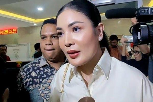 Dicecar 20 Pertanyaan,  Nindy Ayunda Bantah Sembunyikan Dito Mahendra