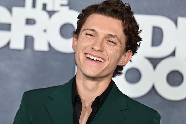 Bukan Filmnya Sendiri, Tom Holland Ungkap Spider-Man Favoritnya