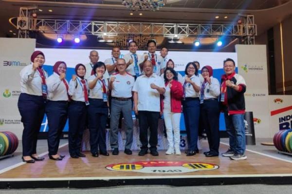 Tiba di Surabaya, Ketum KONI Pusat Saksikan Kejurnas Angkat Besi Putri Nomor +59kg