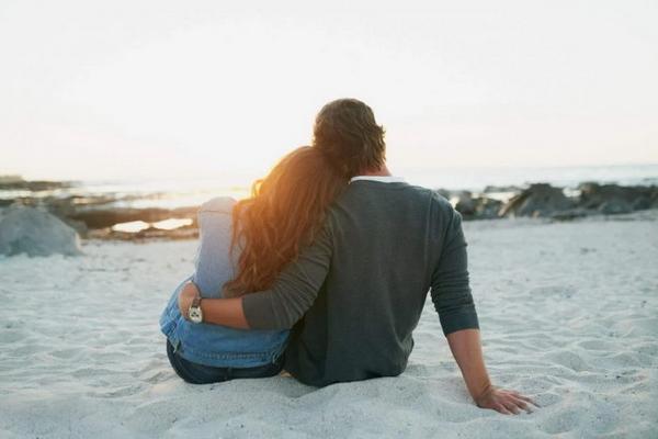 Ilustrasi pasangan romantis (FOTO: LIVEBOLDANDBLOOM) 