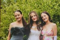 Lulus SMA, Gadis Kembar Tiga Identik Ingin Masuk di Universitas yang Sama