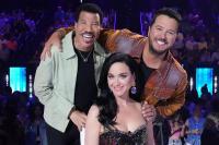 Katy Perry Dikritik Penggemar, Ini Pembelaan Sesama Juri American Idol Luke Bryan