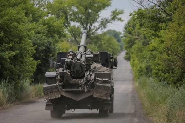 Rusia Laporkan Pertempuran Sengit, Zelenskiy Puji Serangan Balik Pasukan Ukraina