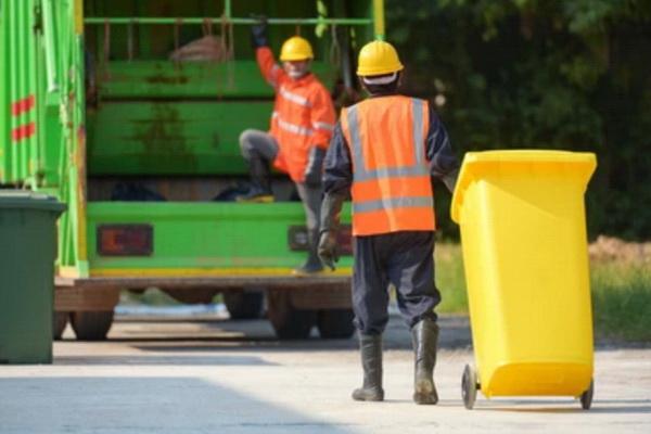 17 Juni Hari Pekerja Sampah Sedunia, Apresiasi untuk Pekerjaan Paling Berbahaya di Dunia