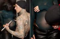 Bersyukur Hamil, Kourtney Kardashian Pamer Baby Bump Bersama Travis Barker