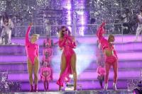 Strap Gaun Lepas, Penari Selamatkan Beyonce dari Wardrobe Malfunction di Atas Panggung