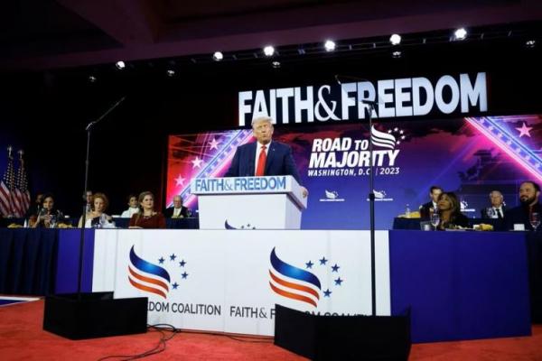 Penasihat Khusus AS Minta Sidang Dokumen Rahasia Trump Ditunda