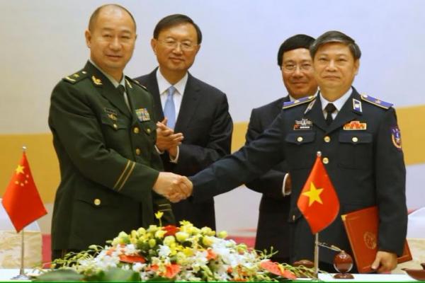 Mantan Kepala Penjaga Pantai Vietnam Dipenjarakan 16 Tahun karena Penggelapan