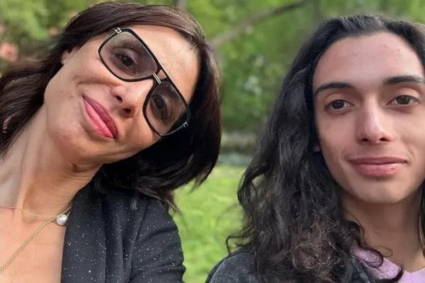 Pelukan Terakhir Drena De Niro untuk Putranya Leandro yang Meninggal Dunia