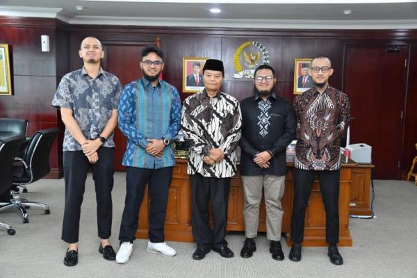 HNW Ajak Mahasiswa Indonesia Lanjutkan Peran Pahlawan Bangsa
