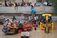 Banjir Tertinggi dalam 45 Tahun, New Delhi Evakuasi Ratusan Warga