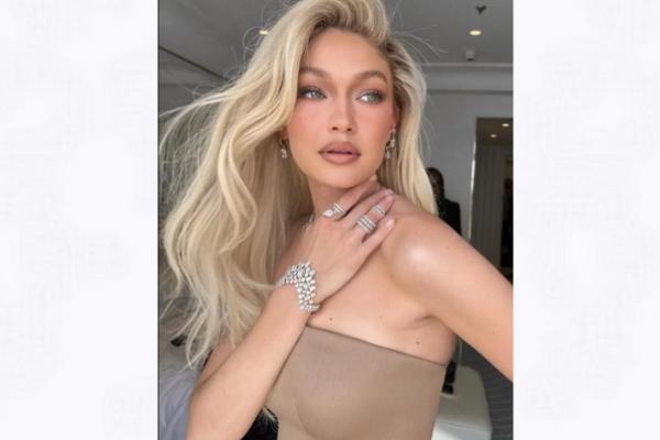 Gigi Hadid Beri Dukungan pada Adiknya Bella Hadid yang Menderita Lyme Disease