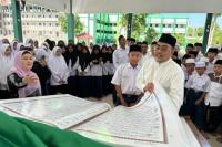 Waka MPR Luncurkan Mushaf Alquran Raksasa Tulisan Tangan di Jawa Timur