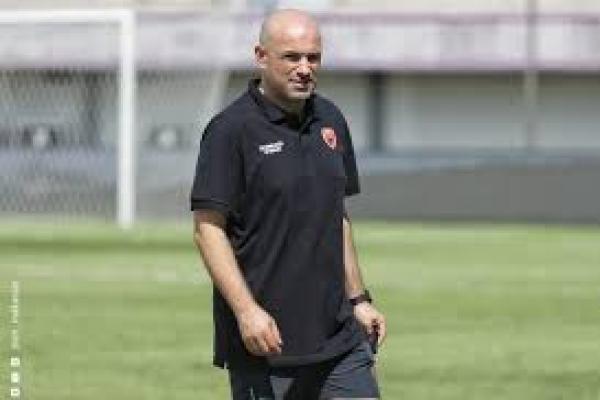 Pelatih PSM Makassar Buka Suara Soal Tidak Ada Tempat untuk Pemain Muda