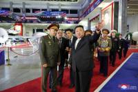 Kepada Menteri Rusia, Kim Pamerkan Rudal Terlarang Korea Utara