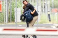Bertemu di Italia, Ben Affleck Beri Pelukan Hangat untuk Mantan Istri Jennifer Garner dan Anaknya