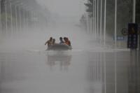 Pengalihan Air Banjir ke Daerah Pemukiman China Memicu Kemarahan Warga