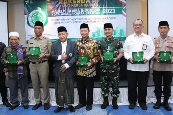 HNW Harap Ulama di MUI Ingatkan Umat Sukseskan Pemilu 2024