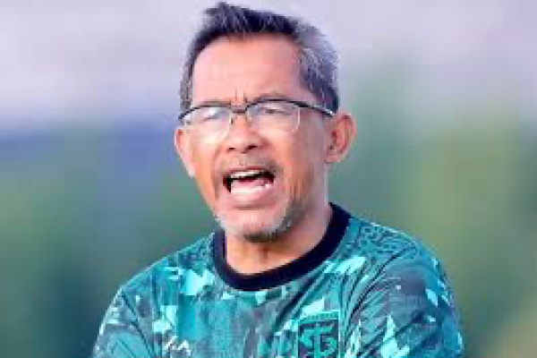 Aji Santoso Sentil Lini Belakang Persikabo