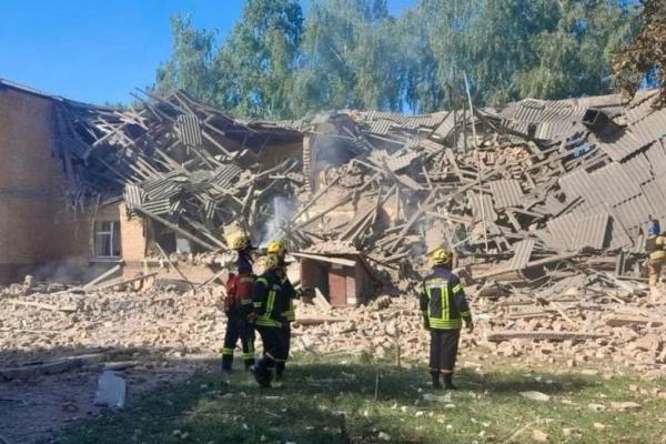Empat Orang Tewas dalam Serangan Rusia terhadap Sekolah Ukraina
