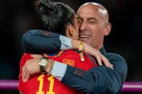 Dikritik Ciuman Bibir dengan Jenni Hermoso, Ketua Sepak Bola Spanyol Luis Rubiales Tolak Mundur