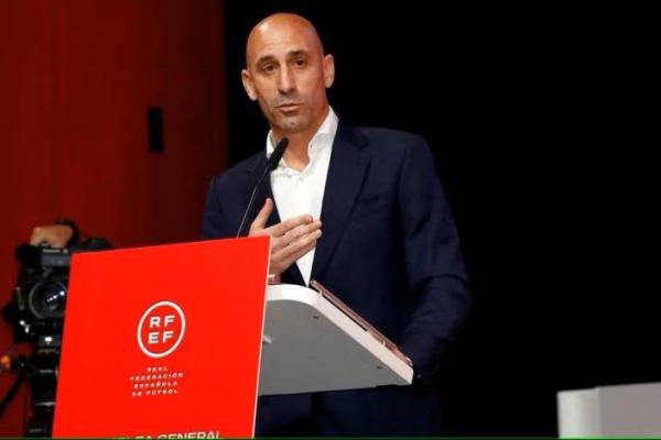 Skandal Ciuman: Spanyol Janjikan Peran Lebih Besar Bagi Wanita dalam Olahraga