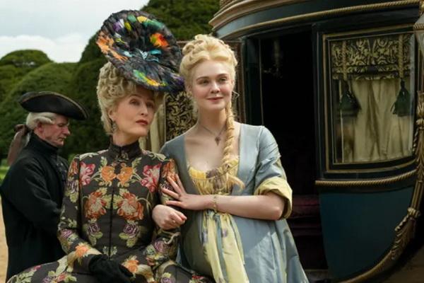 Serial The Great yang Dibintangi Elle Fanning tak Berlanjut ke Musim 4