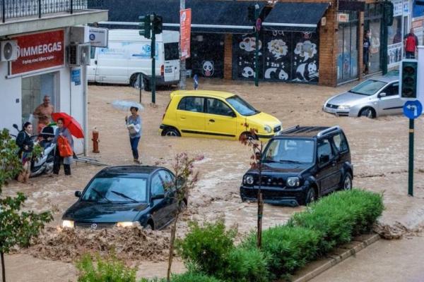 Usai Kebakaran Hutan, Yunani Dilanda Hujan dan Banjir yang Tewaskan Satu Warga