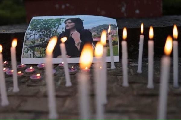 Iran Menahan Paman Mahsa Amini saat Peringatan Kematiannya, Protes pun Muncul