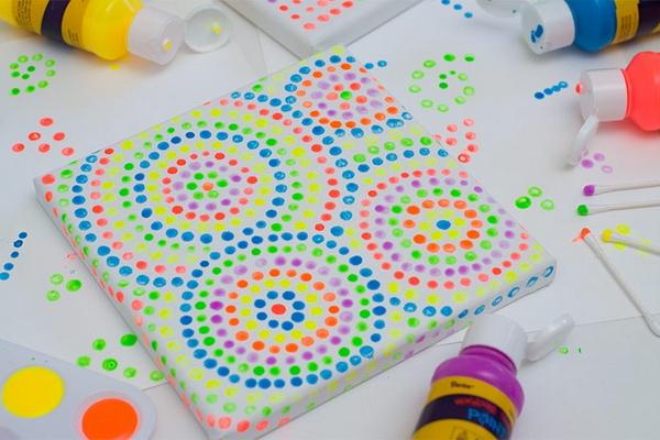 15 September Hari Titik Internasional, Kisah Guru Bangkitkan Kepercayaan Diri Muridnya