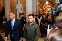 Bahas Sikap Skeptis Republik, Presiden Ukraina Kunjungi Parlemen AS