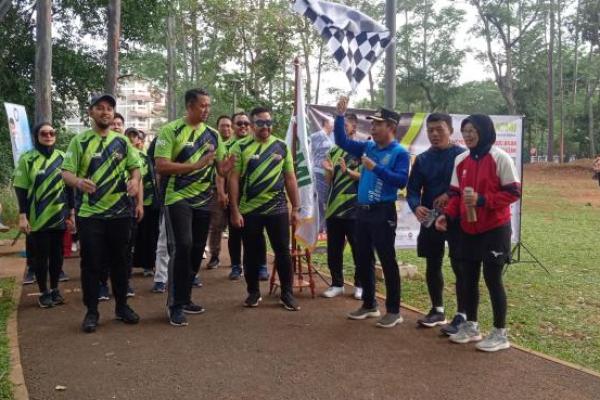 Mendekati Akar Rumput, ICMI Jakarta Selatan Gelar Jalan Santai di Tebet Eco Park