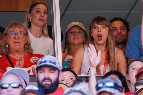 Belanja Pernak-pernik Sepakbola Meningkat Berkat Taylor Swift Effect