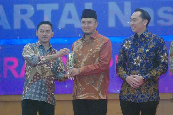 PKS Raih Penghargaan Fraksi Peduli Kesejahteraan Umat di Ajang KWP Award 2023