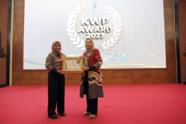 Raih KWP Award 2023, Himmatul: Jadi Pemicu Saya untuk Terus Berjuang