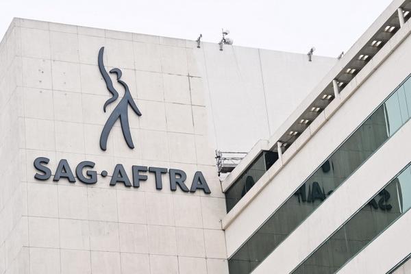 AI, Residual, dan Tarif Minimum Jadi Pembahasan SAG-AFTRA dan Perusahaan Terbsar di Hollywood