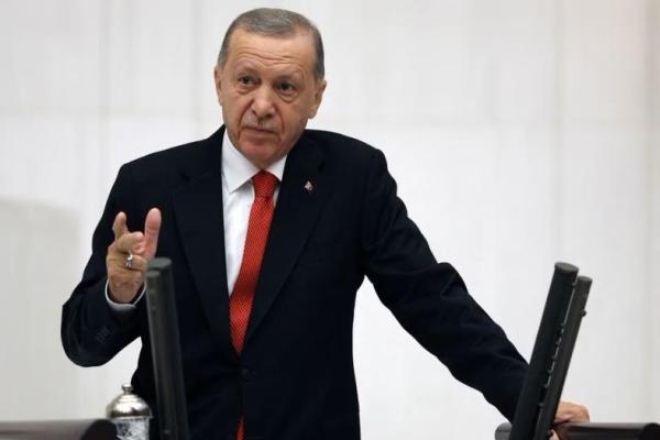 Presiden Turki Tayyip Erdogan berpidato di depan anggota parlemen di Ankara, Turki, 1 Oktober 2023. Foto: via Reuters 