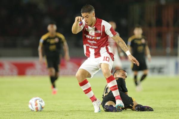 Jamu Persikabo, Persis Solo Kehilangan Dua Pemain Asingnya