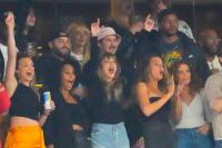Taylor Swift Ajak Seleb Nonton NFL Lagi, Penjualan Tiket Melonjak