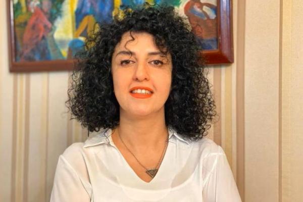 Aktivis Perempuan Iran yang Dipenjara Menangkan Nobel Perdamaian