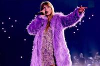 Demi Barisan Terdepan Eras Tour, Penggemar Taylor Swift Rela Berkemah Selama 6 Bulan di Area Konser